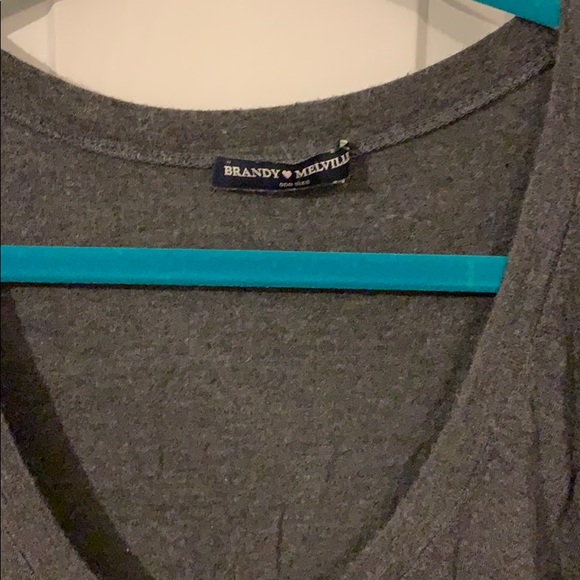 Brandy Melville Long Sleeve Grey Top - Picture 2 of 2